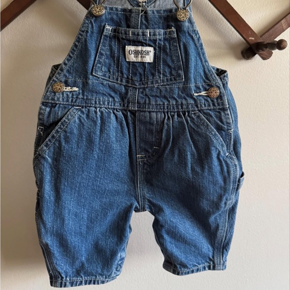 Oshkosh Bubble Overalls - Picture 2 of 3